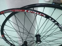 NoTubes ZTR Crest 29 Laufradsatz / Shimano XT 788 Naben