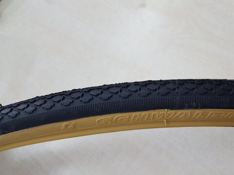 Schwalbe Reifen HS159 28/32-630 schwarz/gold